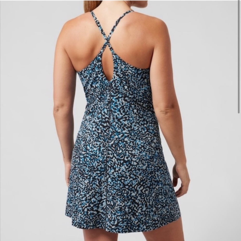 NWT Athleta Blue Printed Infinity Dress Size Medium - Picture 3 of 10